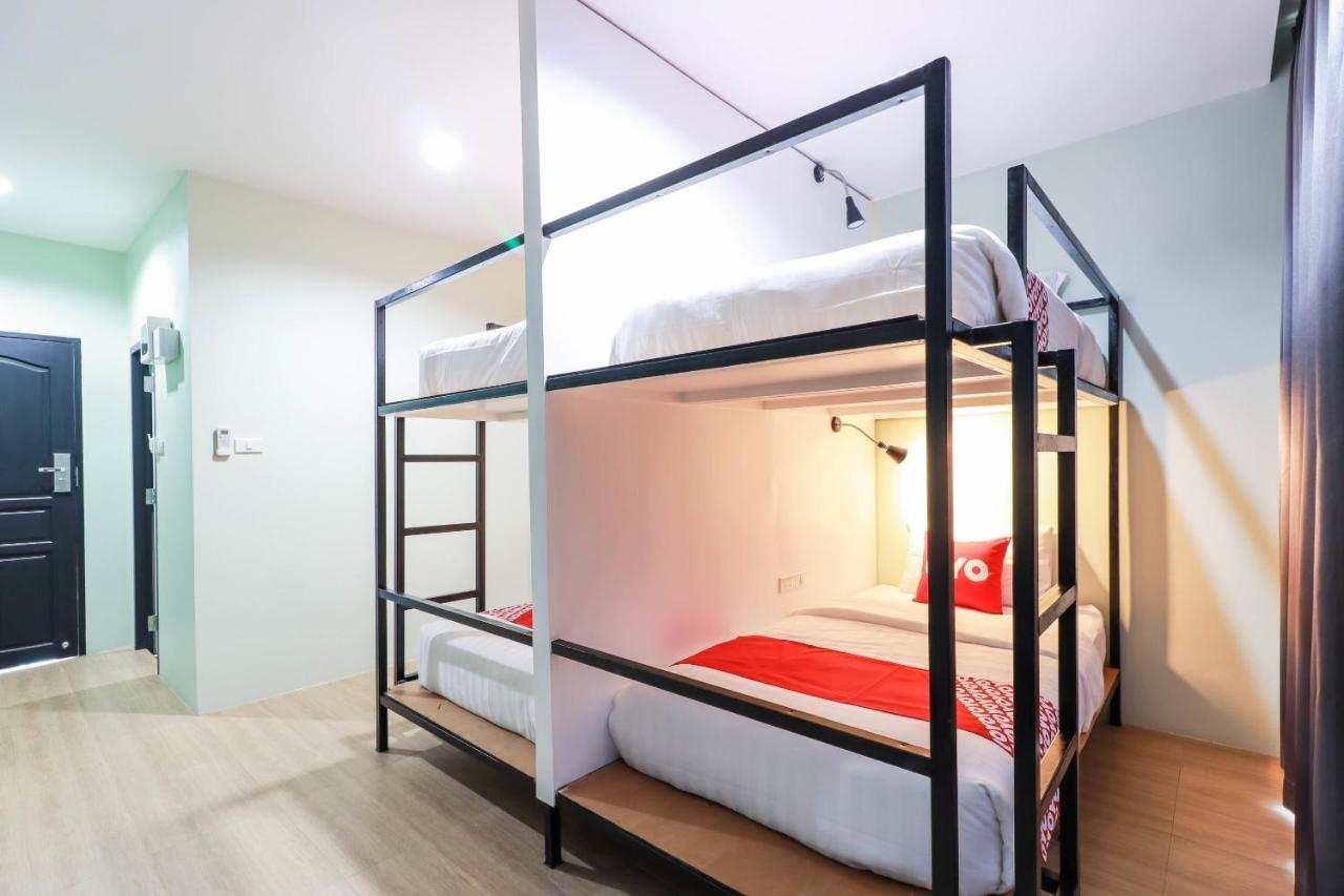 Oyo 611 Stay Young Villa Chiang Mai Exterior photo