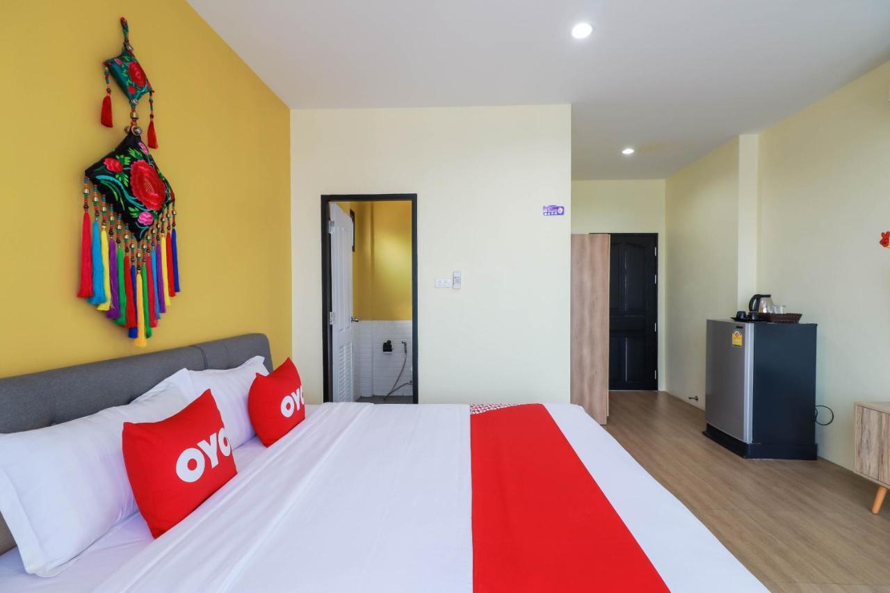 Oyo 611 Stay Young Villa Chiang Mai Exterior photo